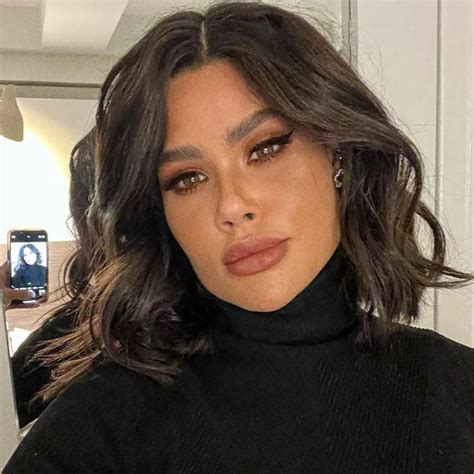 OnlyFans model Adriana Vieira found dead after yacht party.